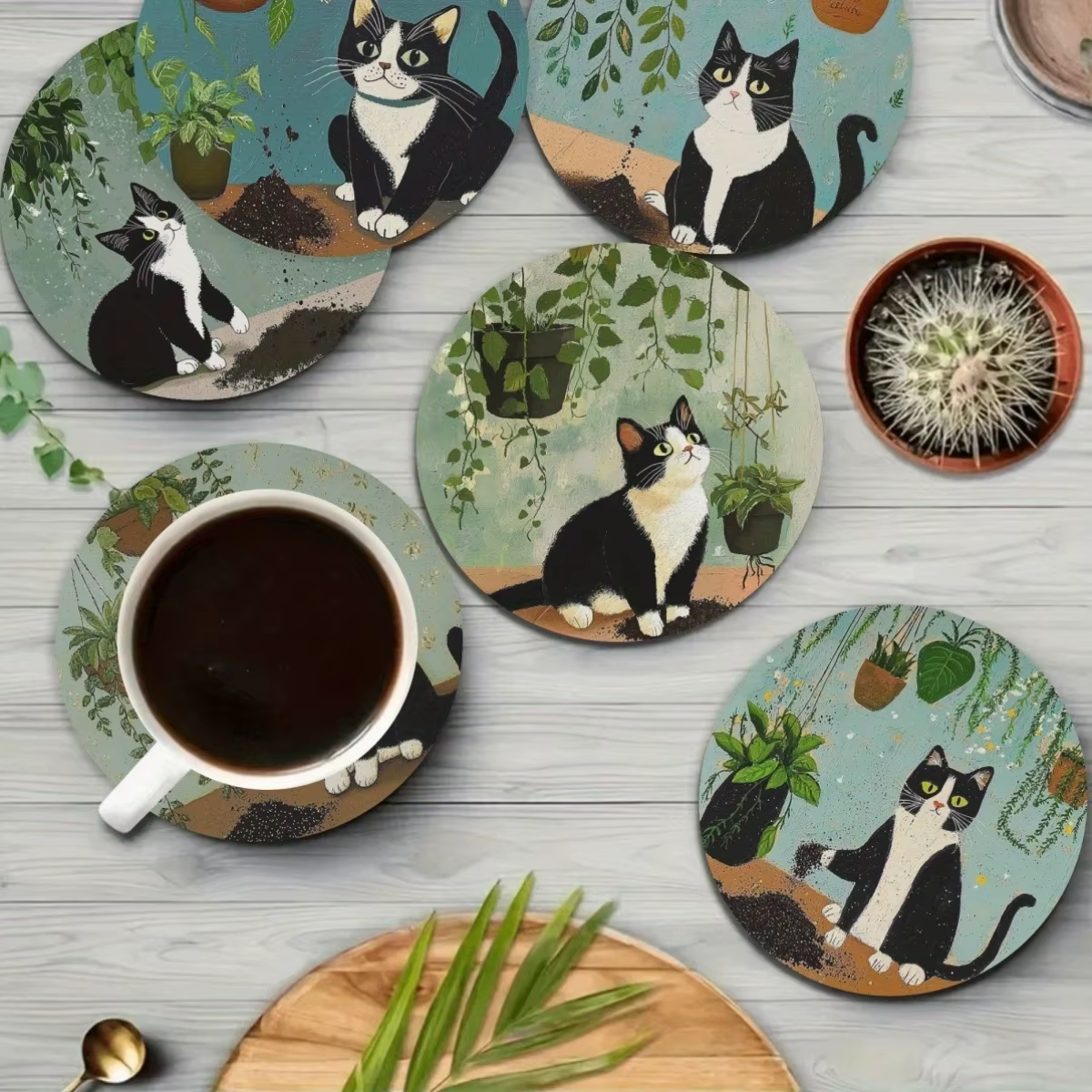 Dessous de verre en bois de plante d'araignée verte de chat de vache de dessin animé 2D-décoration de table ronde cadeau pour les amoureux des chats décor à la maison