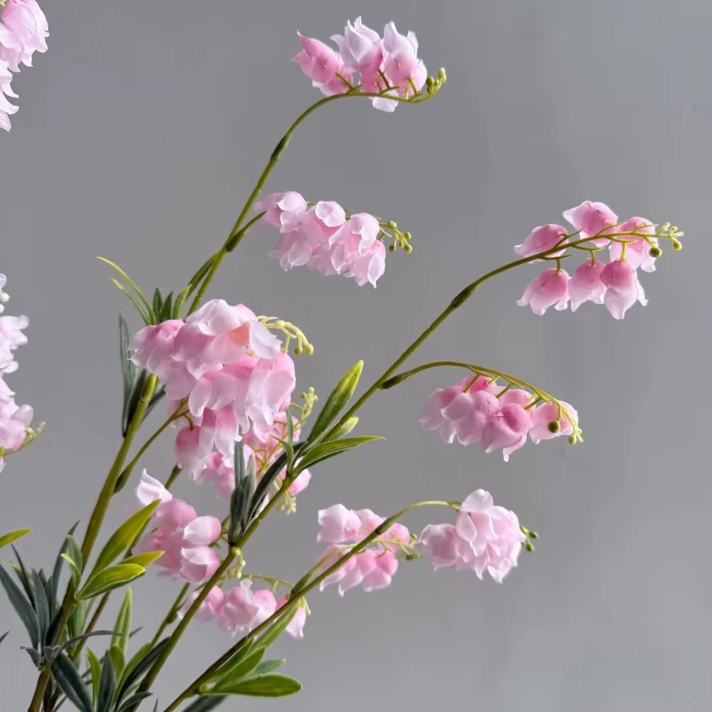 Fleurs artificielles réalistes de lys de vallée