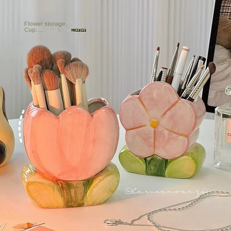 Porte-stylo à fleurs en céramique
