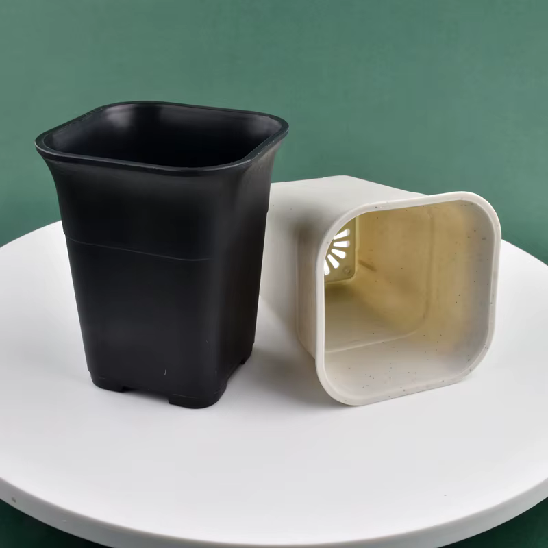 Pot de fleurs pour plantes carrées approfondies