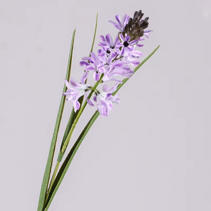 Fleurs artificielles en jacinthe