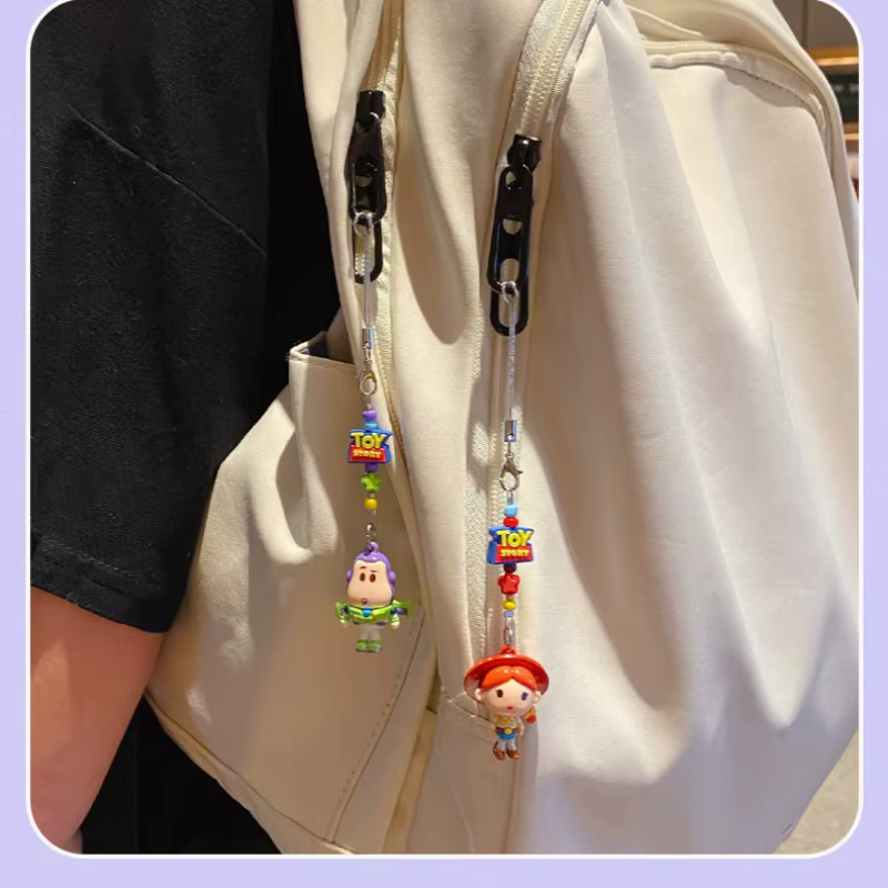 Pendentif authentique de la série Toy Story de Disney, porte-clés miniature en perles de dessin animé, collection d'ornements pour cadeaux