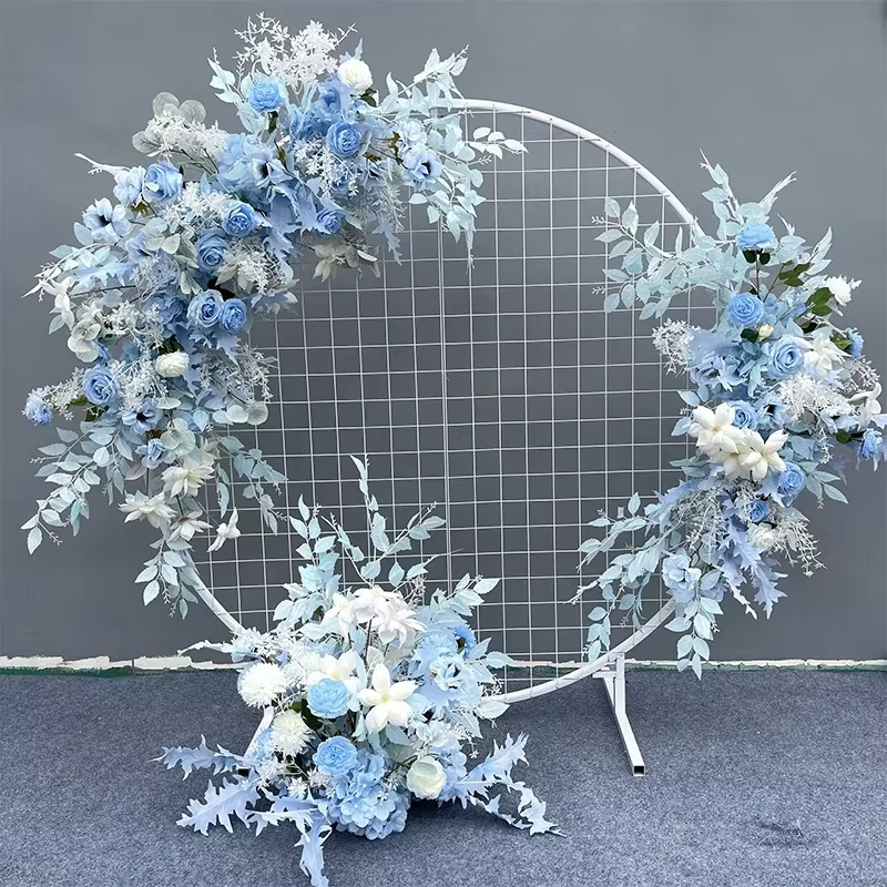 Arrangement floral de mariage en soie