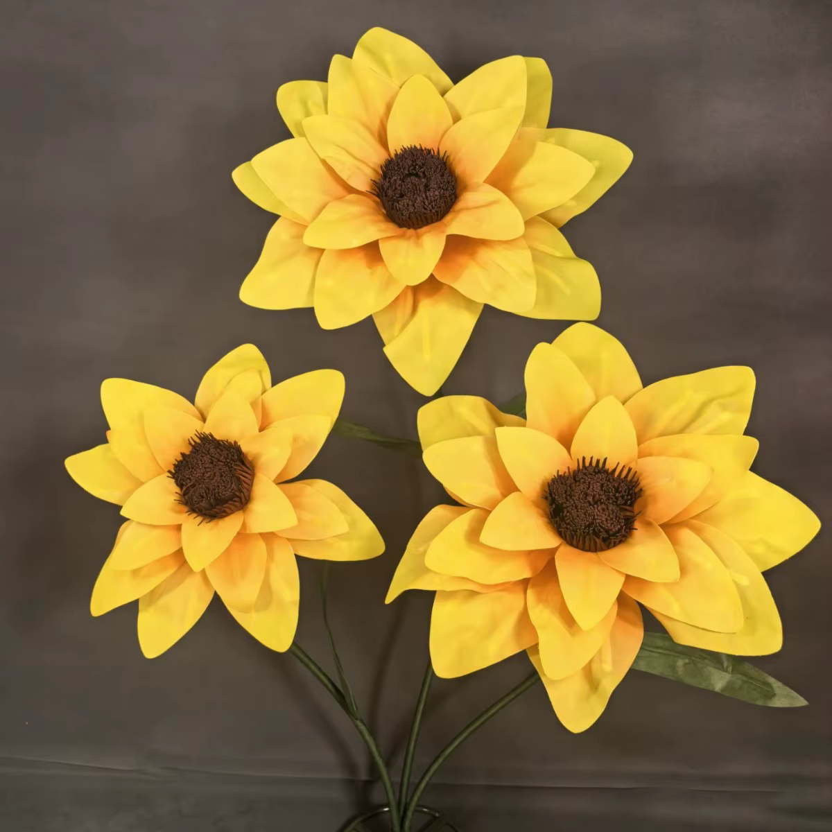 Grandes fleurs artificielles géantes imperméables en mousse (tournesol