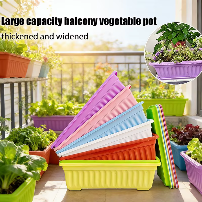 Nouvel ensemble de jardinières modulaires rectangulaires emboîtables avec drainage pour la culture de la laitue et des fraises dans un espace limité