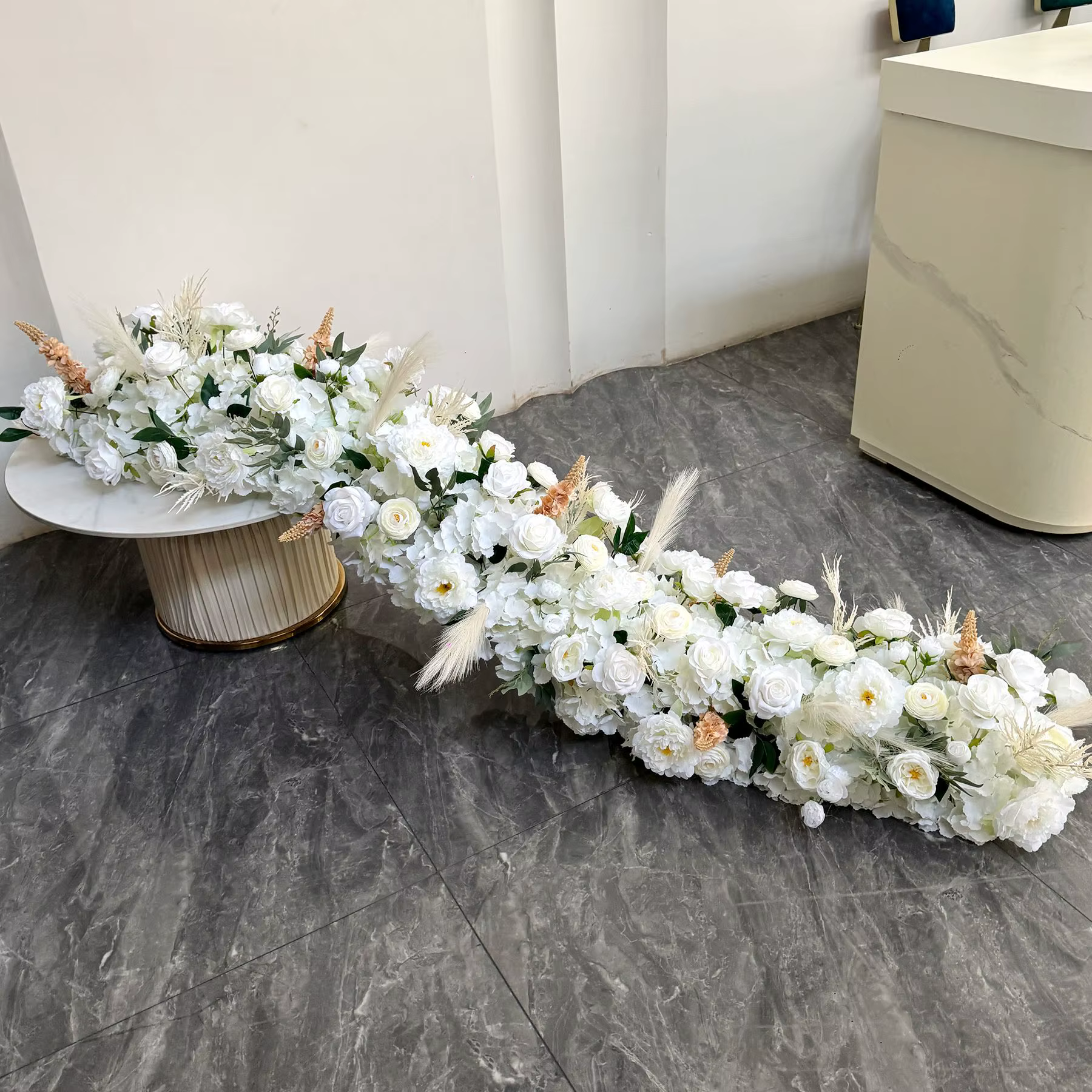 Uflower 100/200 cm blanc Rose vert feuille artificielle longue chemin fleur rangée
