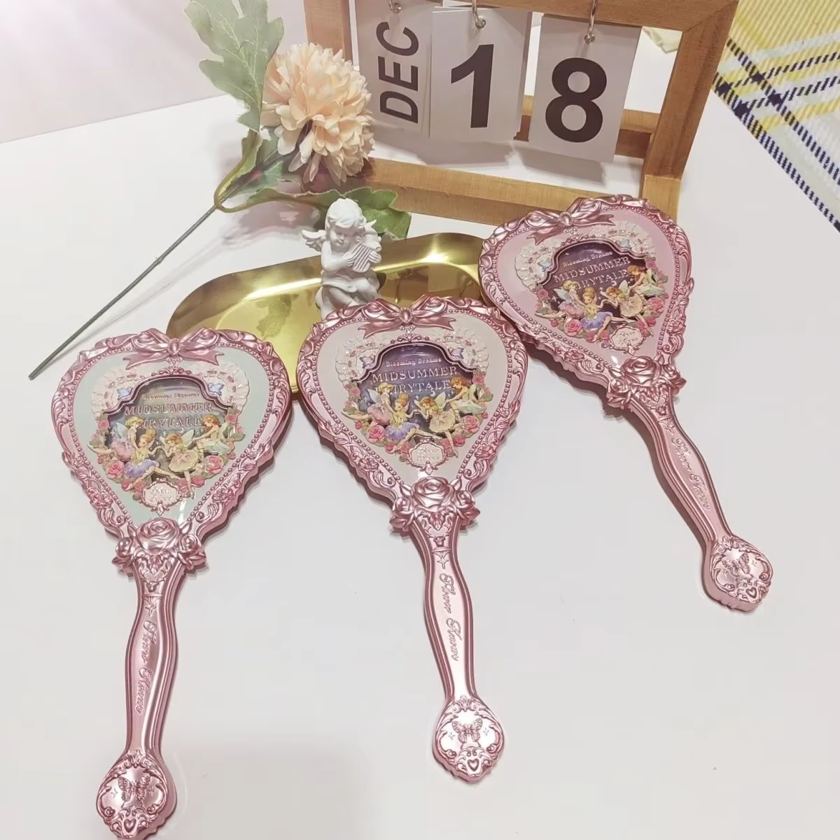 Flower Knows – Collection de contes de fées d'été, miroir à main vert menthe, maquillage exquis, miroir rose laiteux