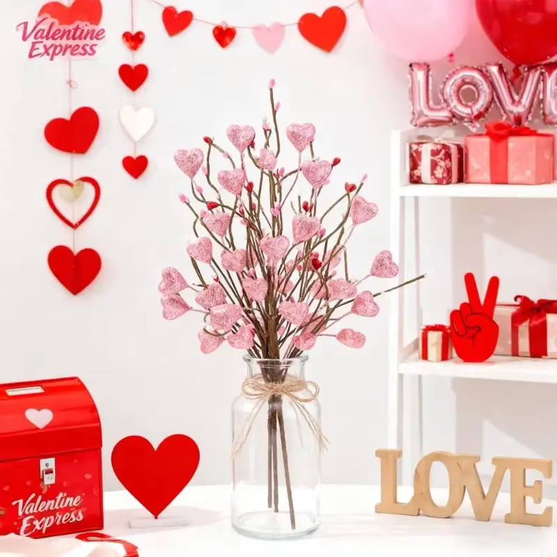 Fleur artificielle décorative avec des motifs cœur