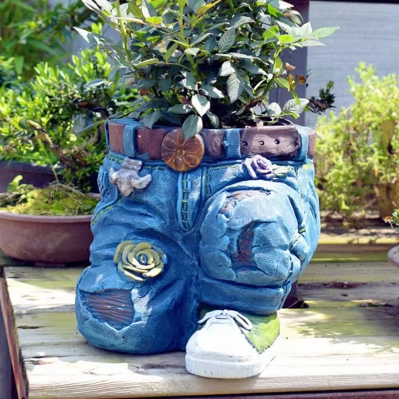 Pot de fleurs vintage en résine en forme de jean