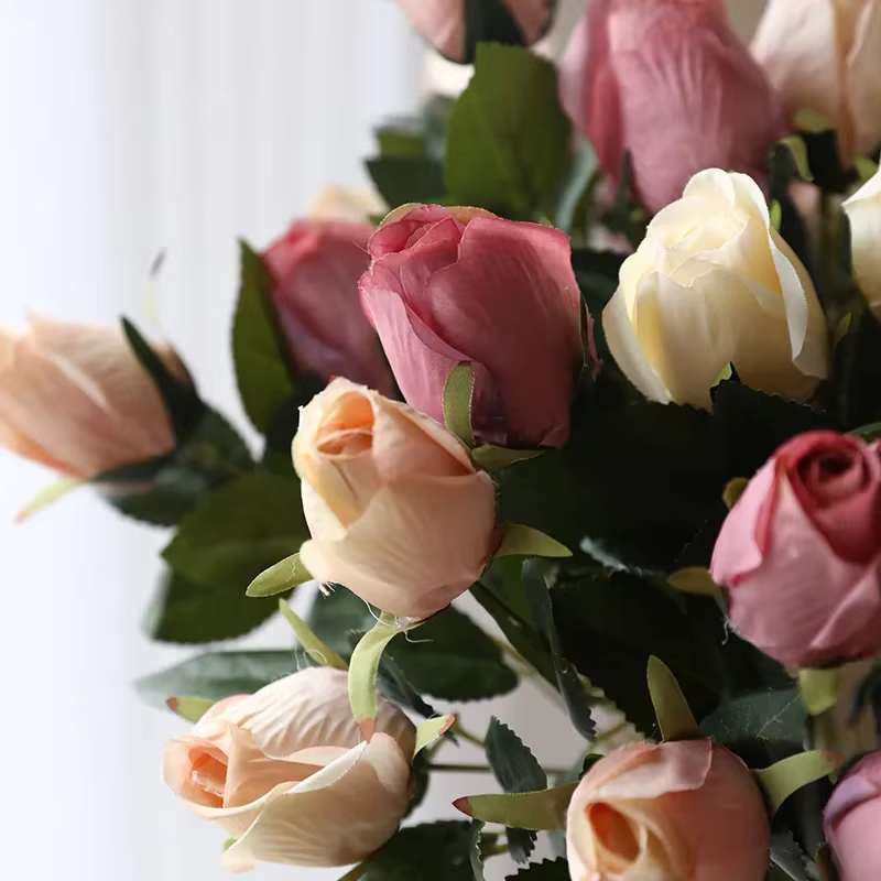 Bouquet de roses artificielles