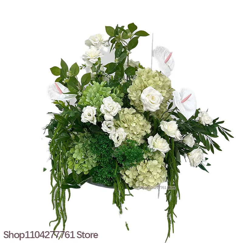Décor de mariage, rangée de fleurs