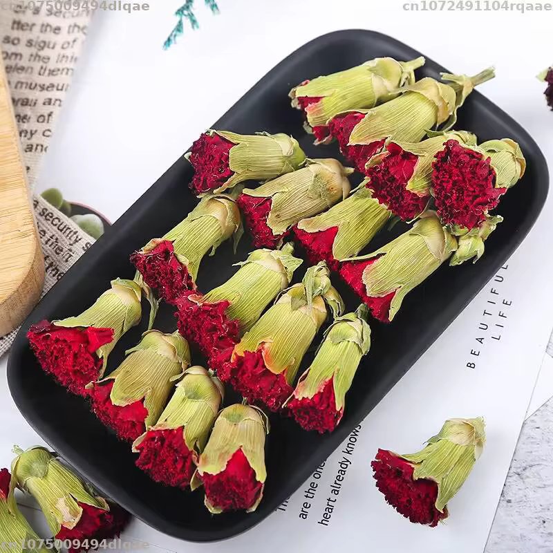 Fleurs séchées d'œillet rouge naturel pour la décoration intérieure
