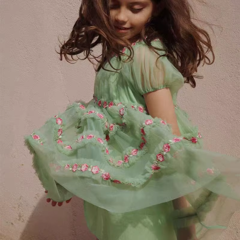 Robe d'été verte pour filles, tenue de princesse en maille, à fleurs, avec nœud doux, blanche, jupe Tutu, vêtements de fête pour enfants, 2025 KS