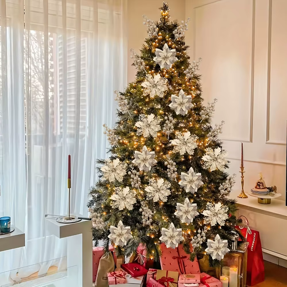 Bouquet de fleurs de noël artificielles et de baies à paillettes