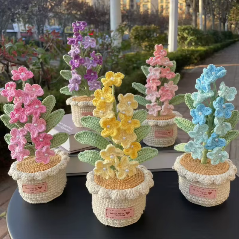 Fleurs en laine au crochet faites à la main