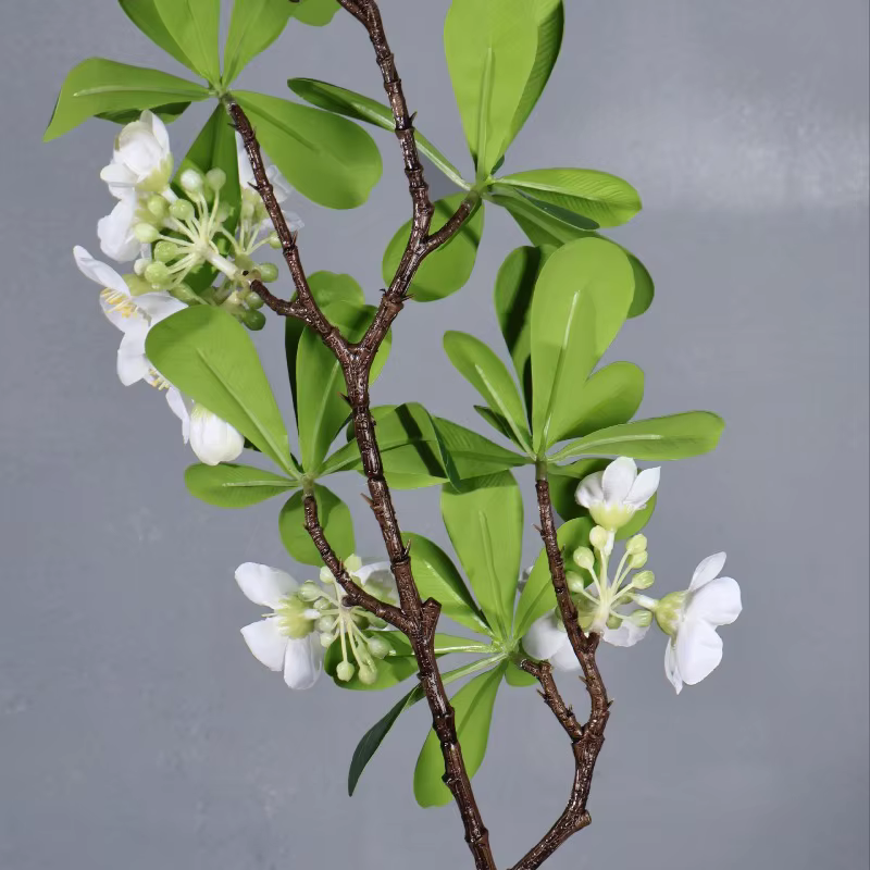 4 pièces de fleurs artificielles en soie
