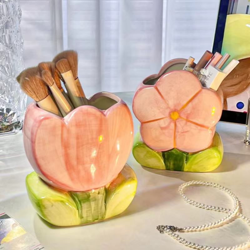 Porte-stylo à fleurs en céramique