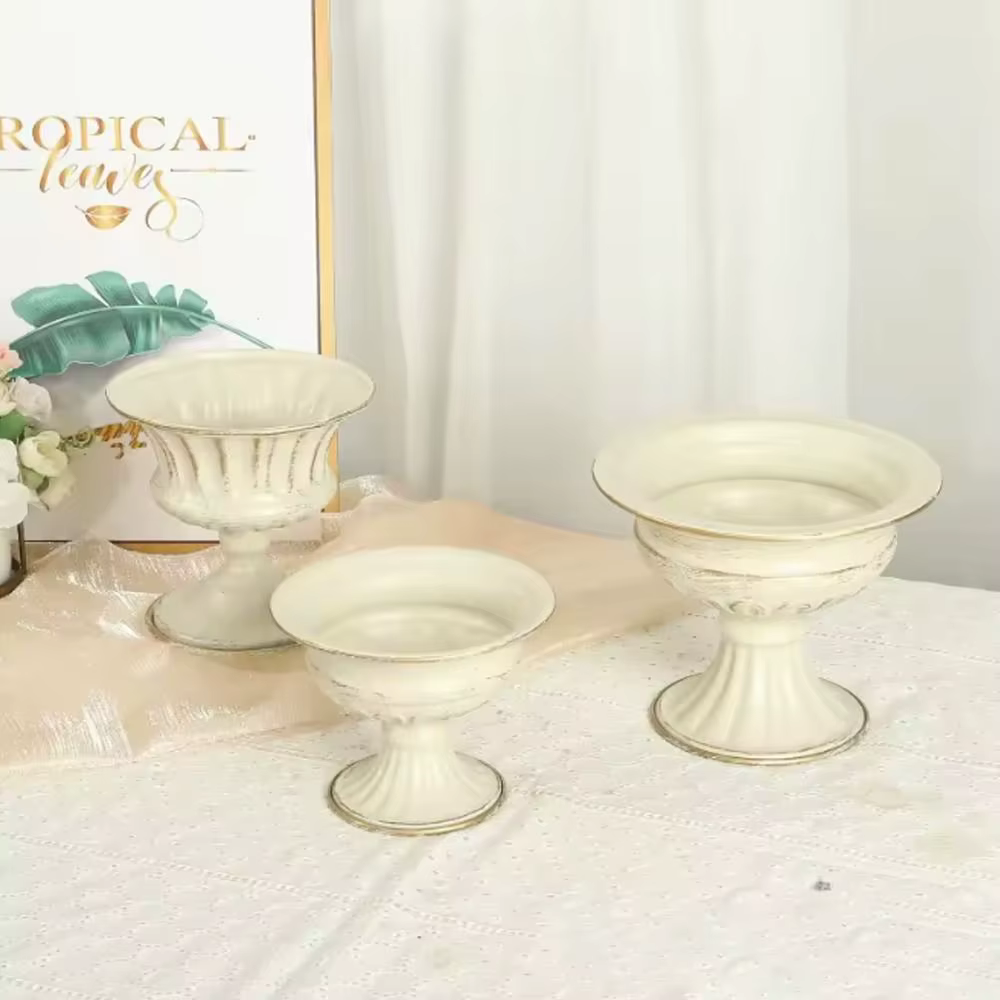 Pot de fleurs vintage en métal blanc