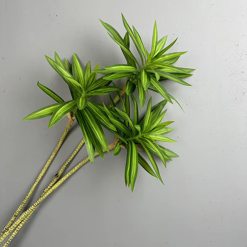 Plantes vertes simulées 3 têtes de bambou de lys décorées