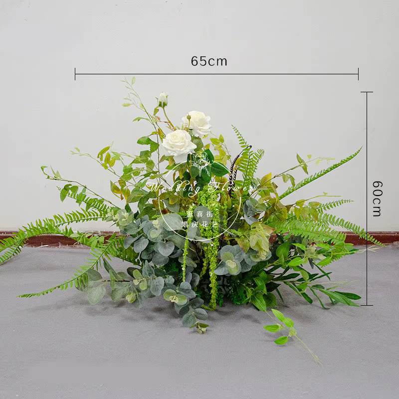 Plantes vertes personnalisées pour décoration d'arche de mariage
