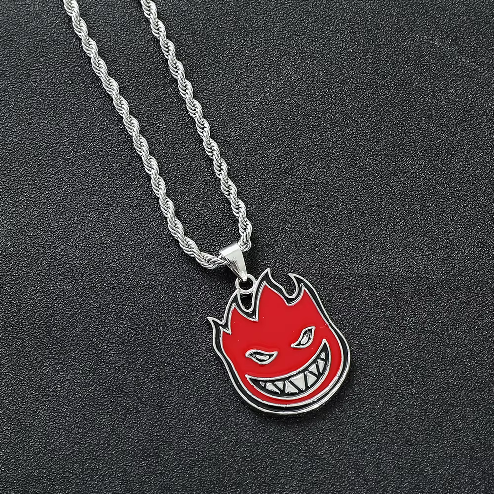 Collier Flamme Tendance Hip-Hop Style Urbain Européen et Américain, Bijou Accessoire pour Femmes et Hommes