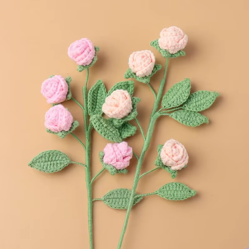 Bouquet de roses tricotées au Crochet