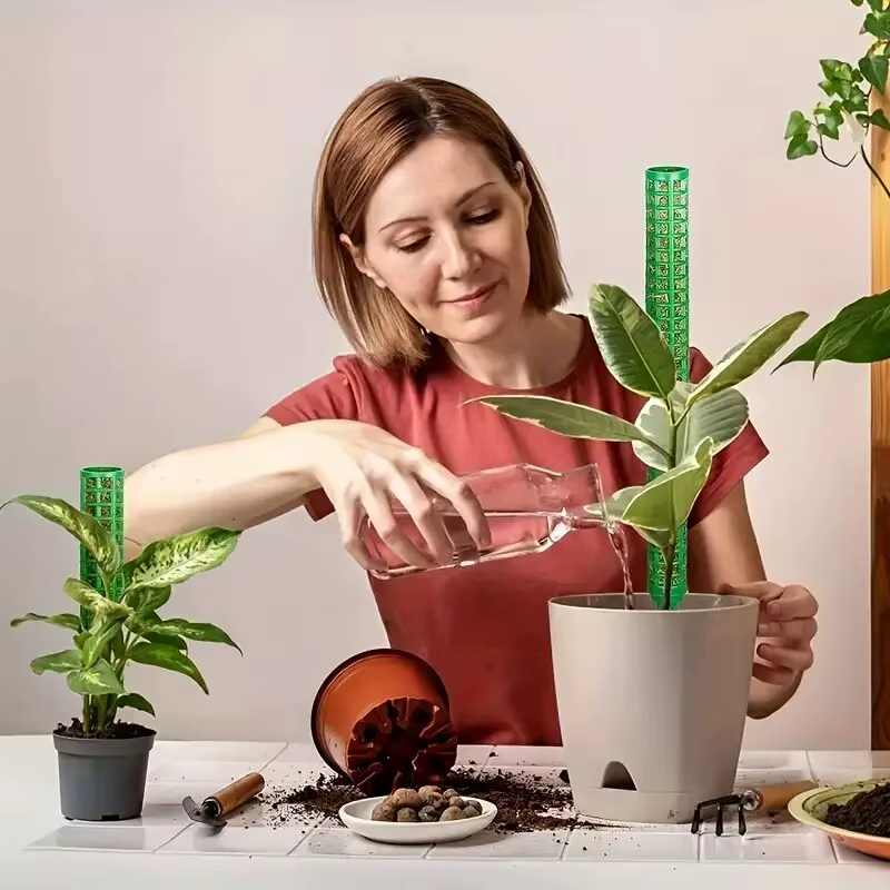 2 poteaux de mousse en plastique