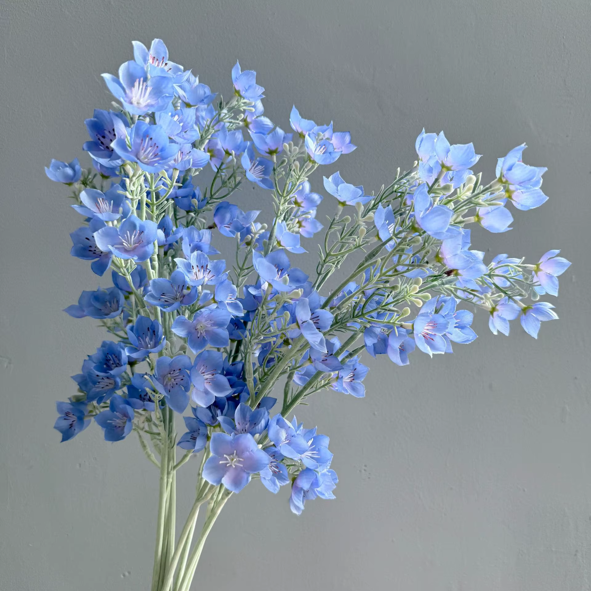 Lot de 6 fleurs artificielles en soie