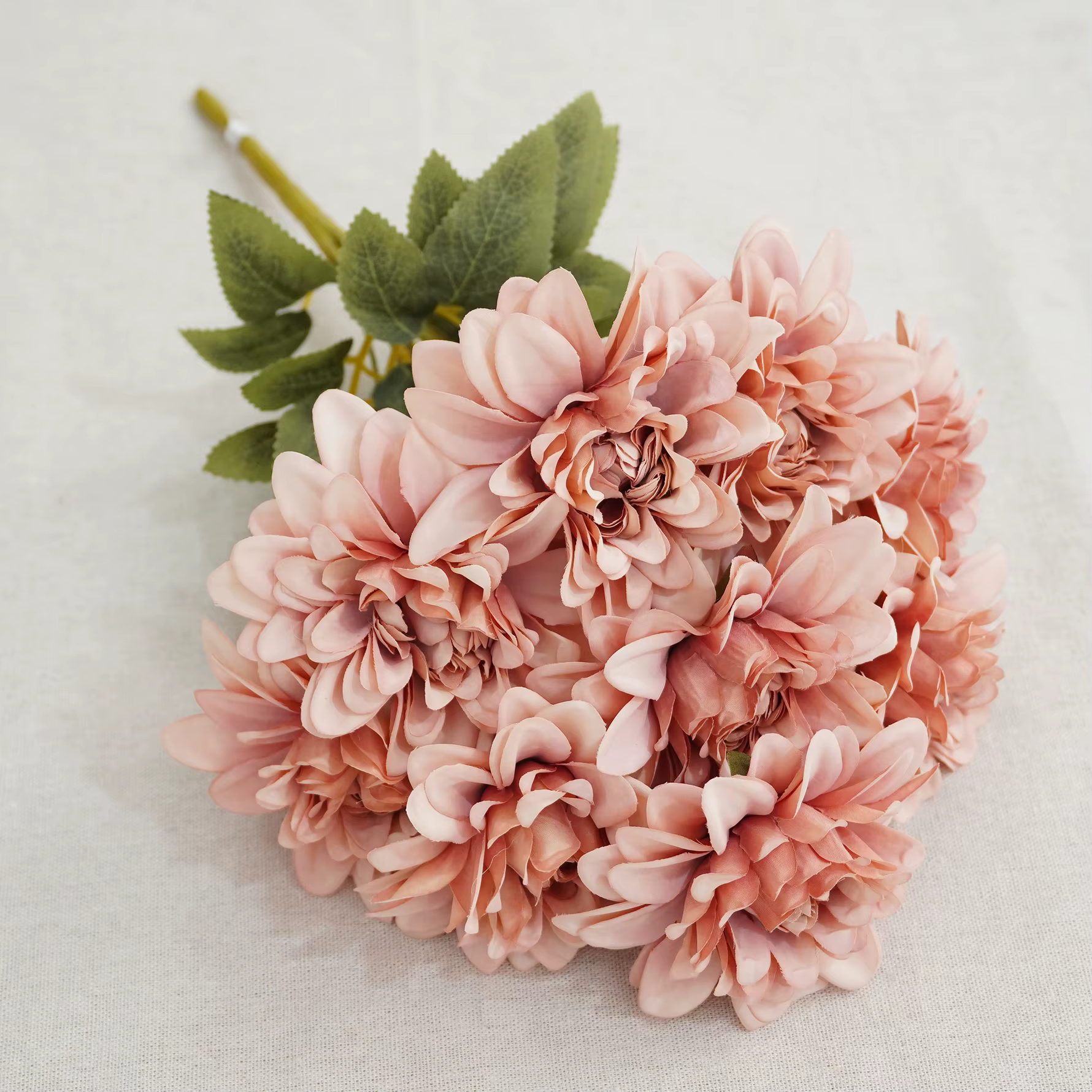 Fleur artificielle XUELY X8413 Dahlia pour arrangement floral