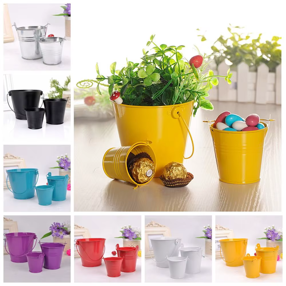 Pot de fleur en fer blanc