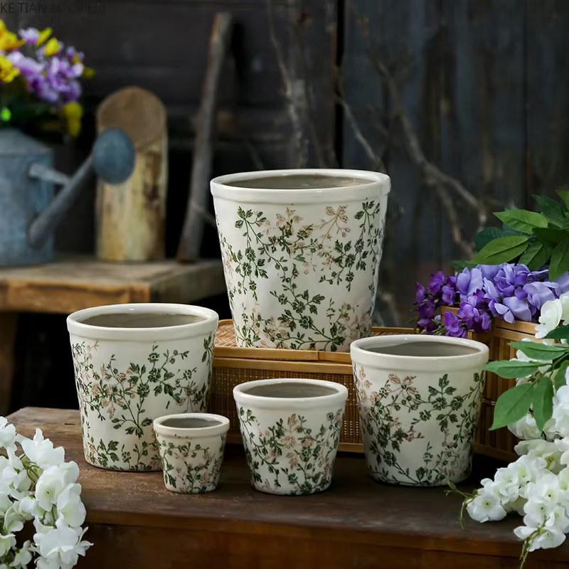 Pot de fleurs en céramique grand format