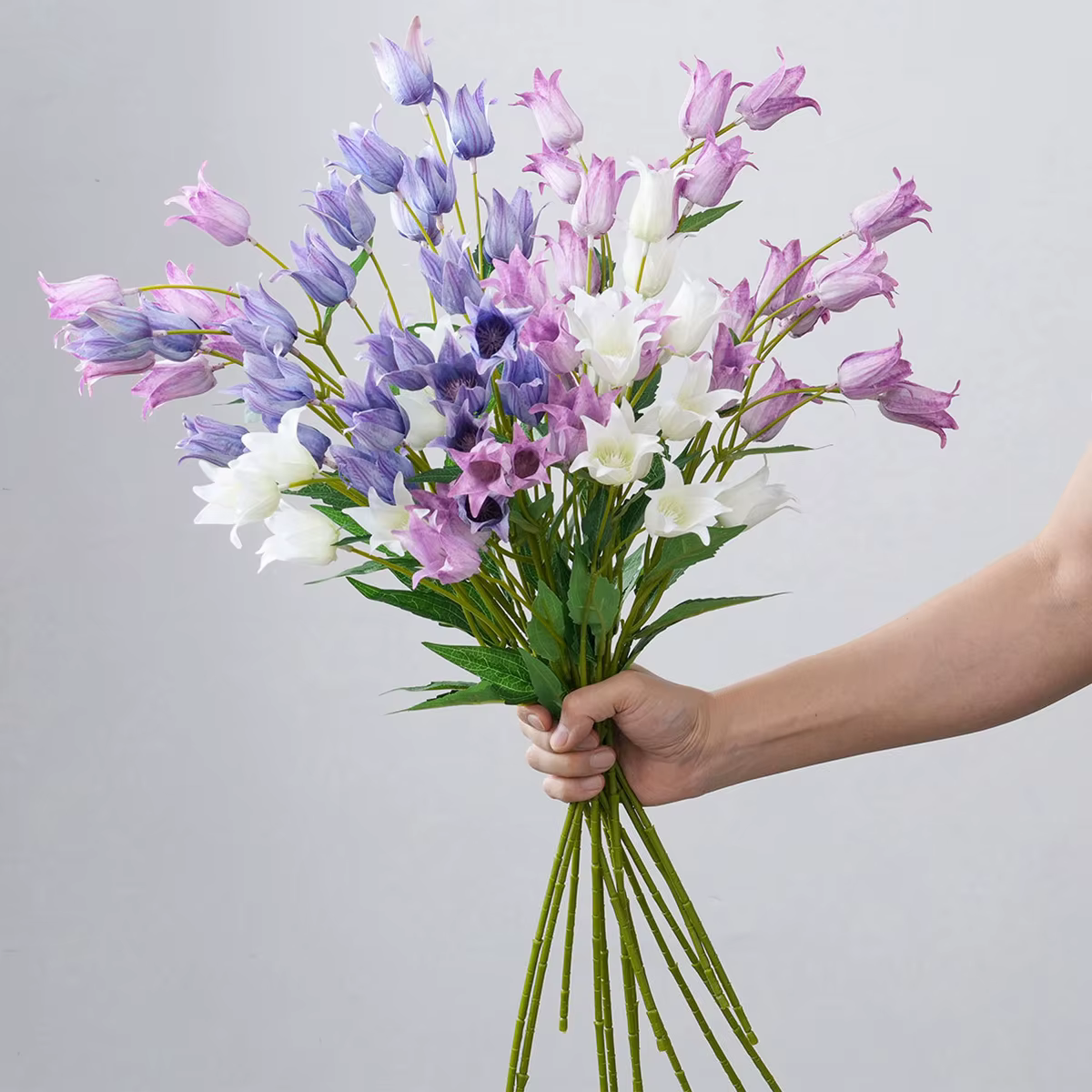 6 têtes de fleurs artificielles en soie Campanula