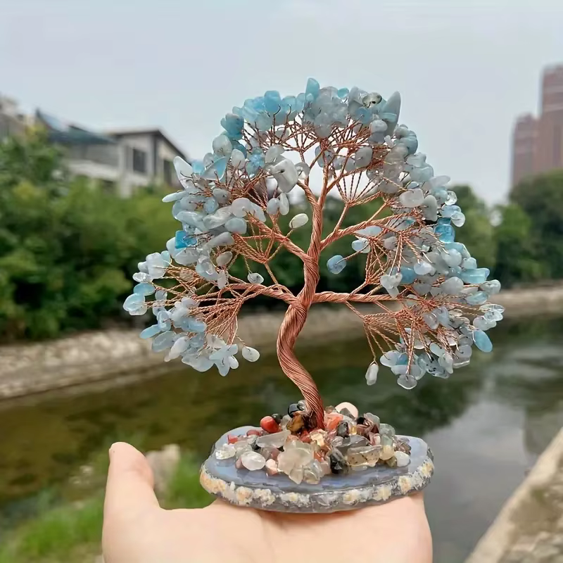 Arbre d'argent aigue-marine en pierre brute de cristal