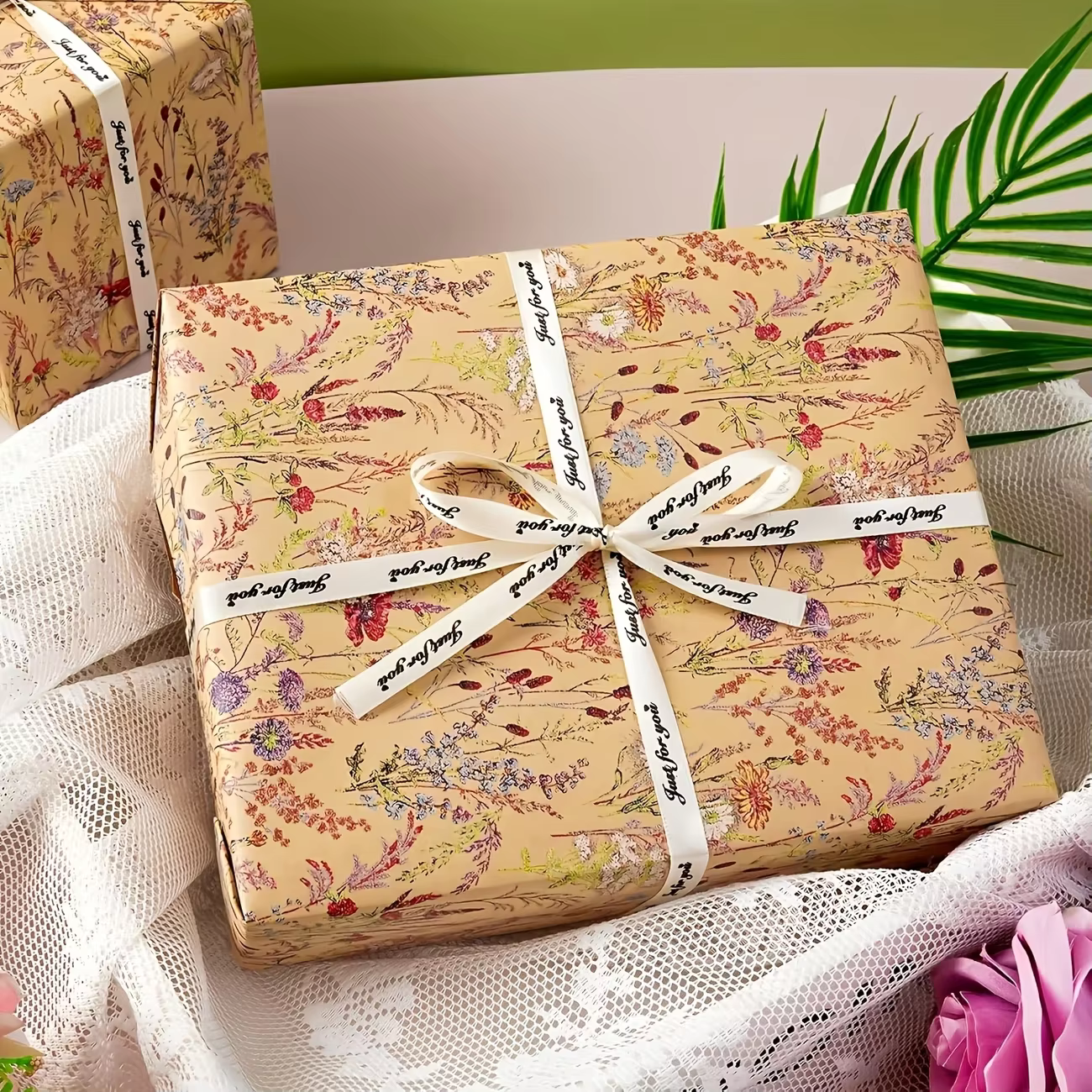 Rouleau de papier cadeau floral Wildflower