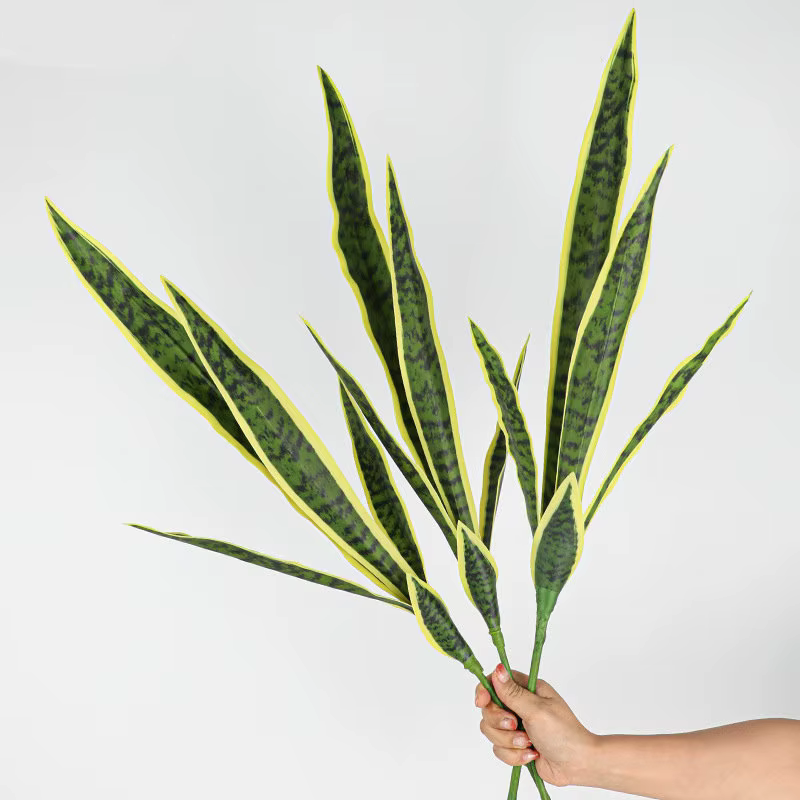 Plante serpent artificielle