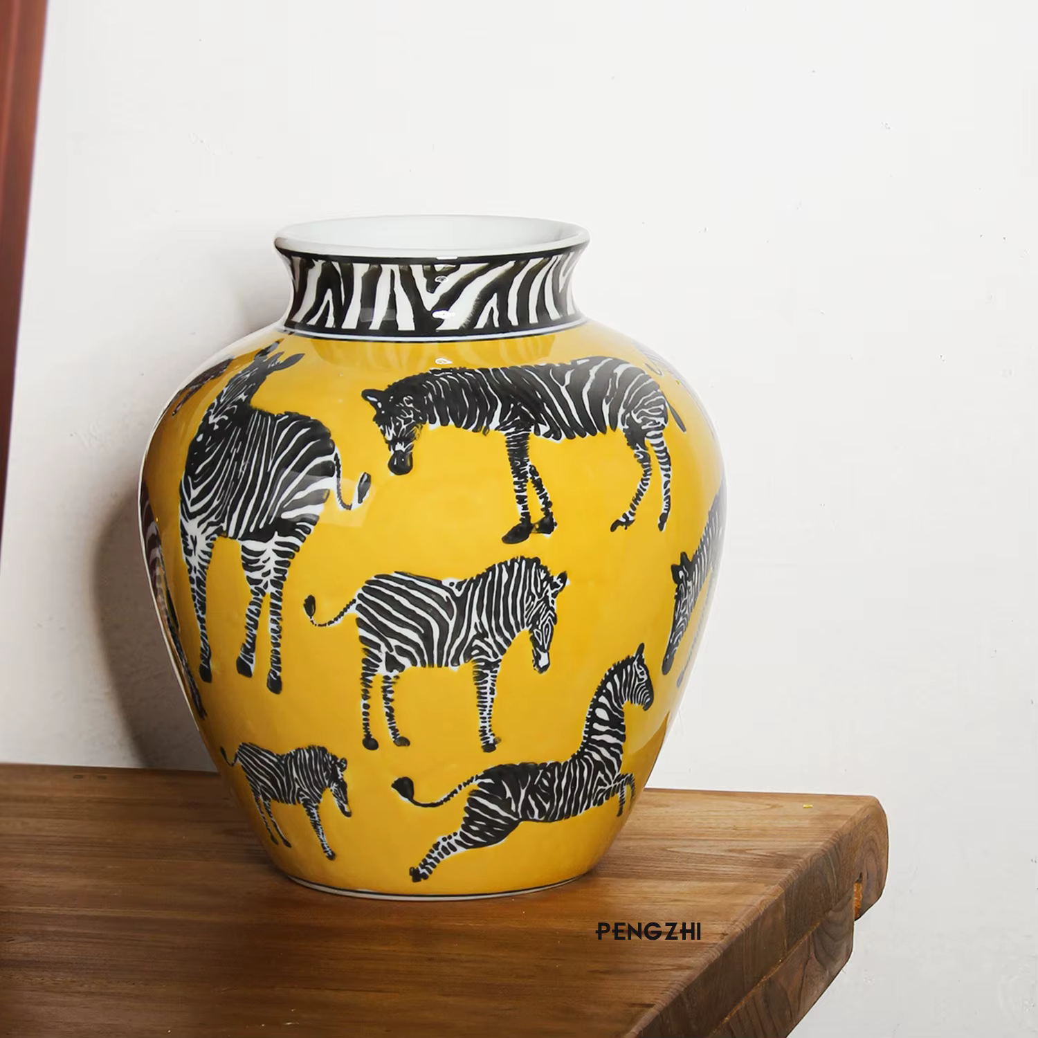 Vase en céramique motif zèbre
