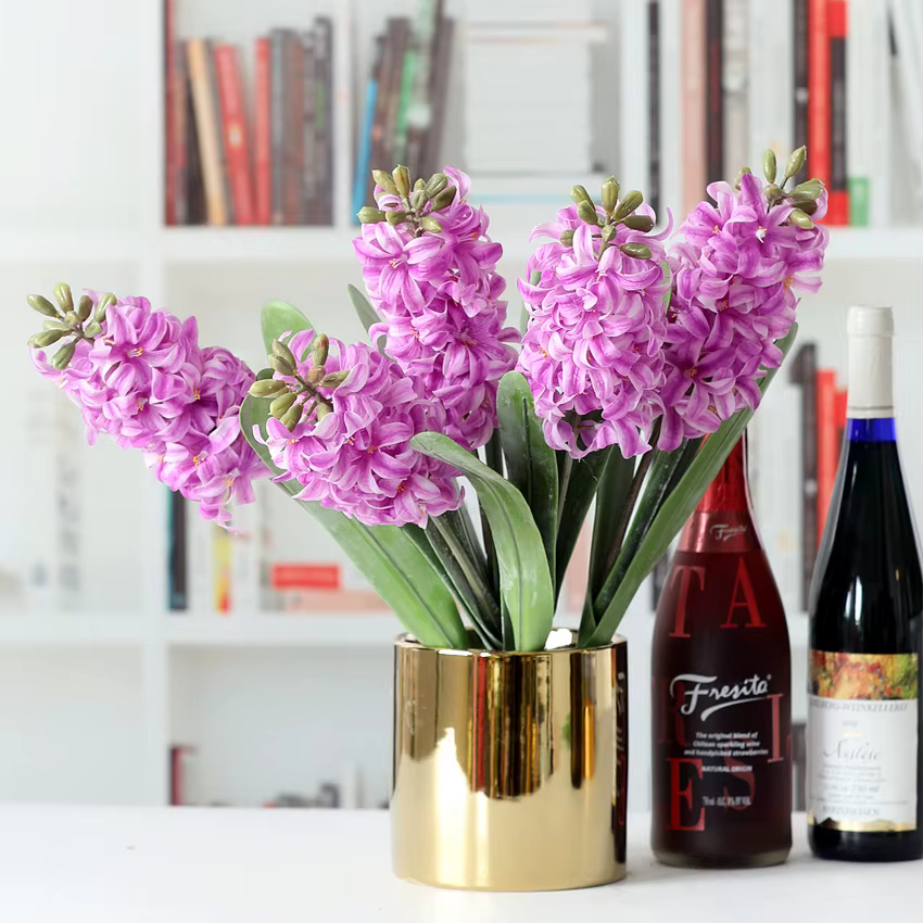 Arrangement de fleurs de jacinthe artificielle violette
