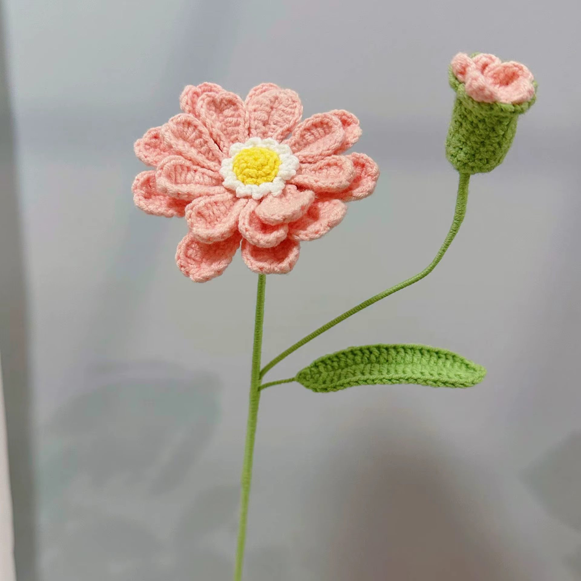 Bouquet de fleurs tricotées mignonnes