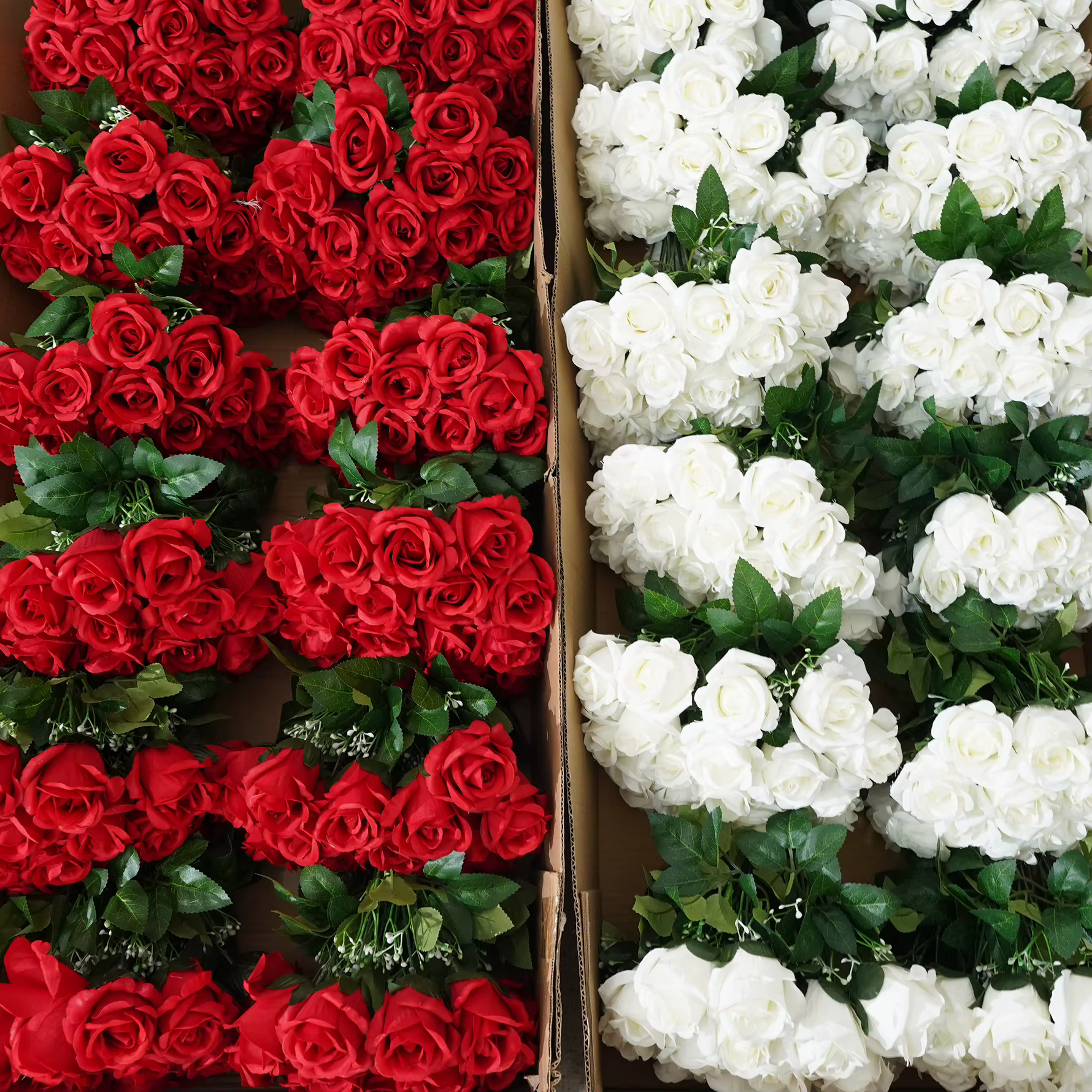 CHUXIN C4168 Bouquets de roses artificielles à 18 têtes