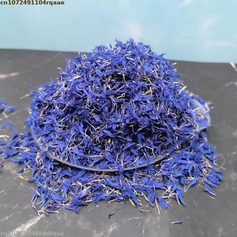 Pétalon de fleur séchée de bleu naturel