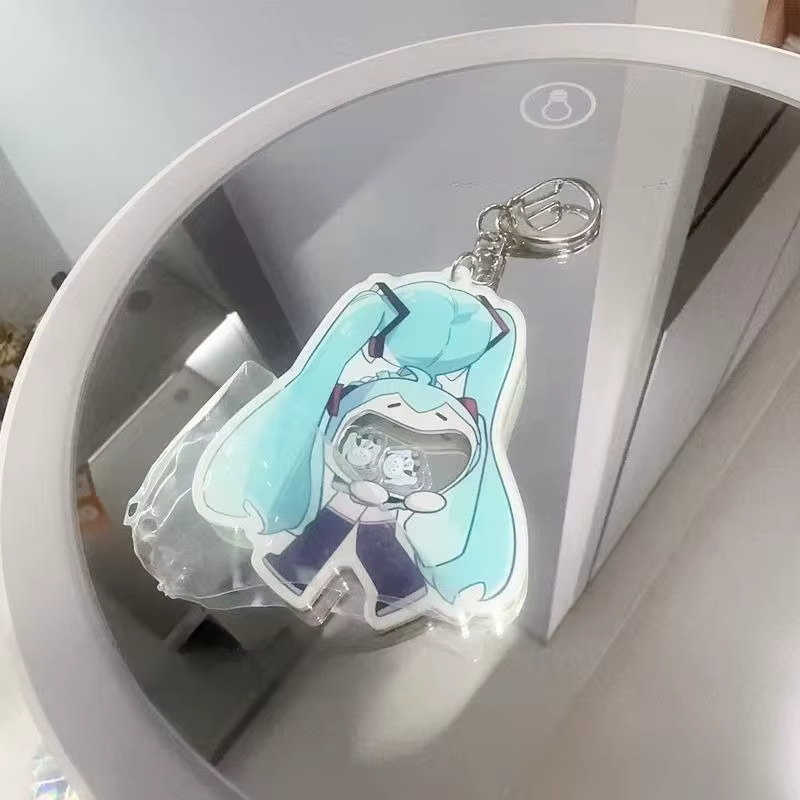Porte-clés HATSUNE MIKU en acrylique, breloque Shaker mignon, cadeau pour meilleur ami, accessoires de Cosplay