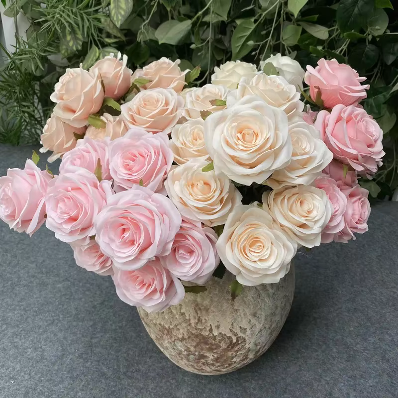 Bouquet de roses artificielles à 9 têtes