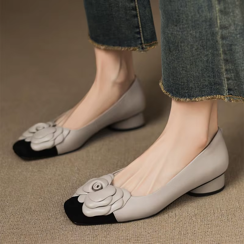 Chaussures élégantes à talons bas pour femmes, décoration florale, chaussures de styliste à bout carré, confortables, en cuir souple, décontractées