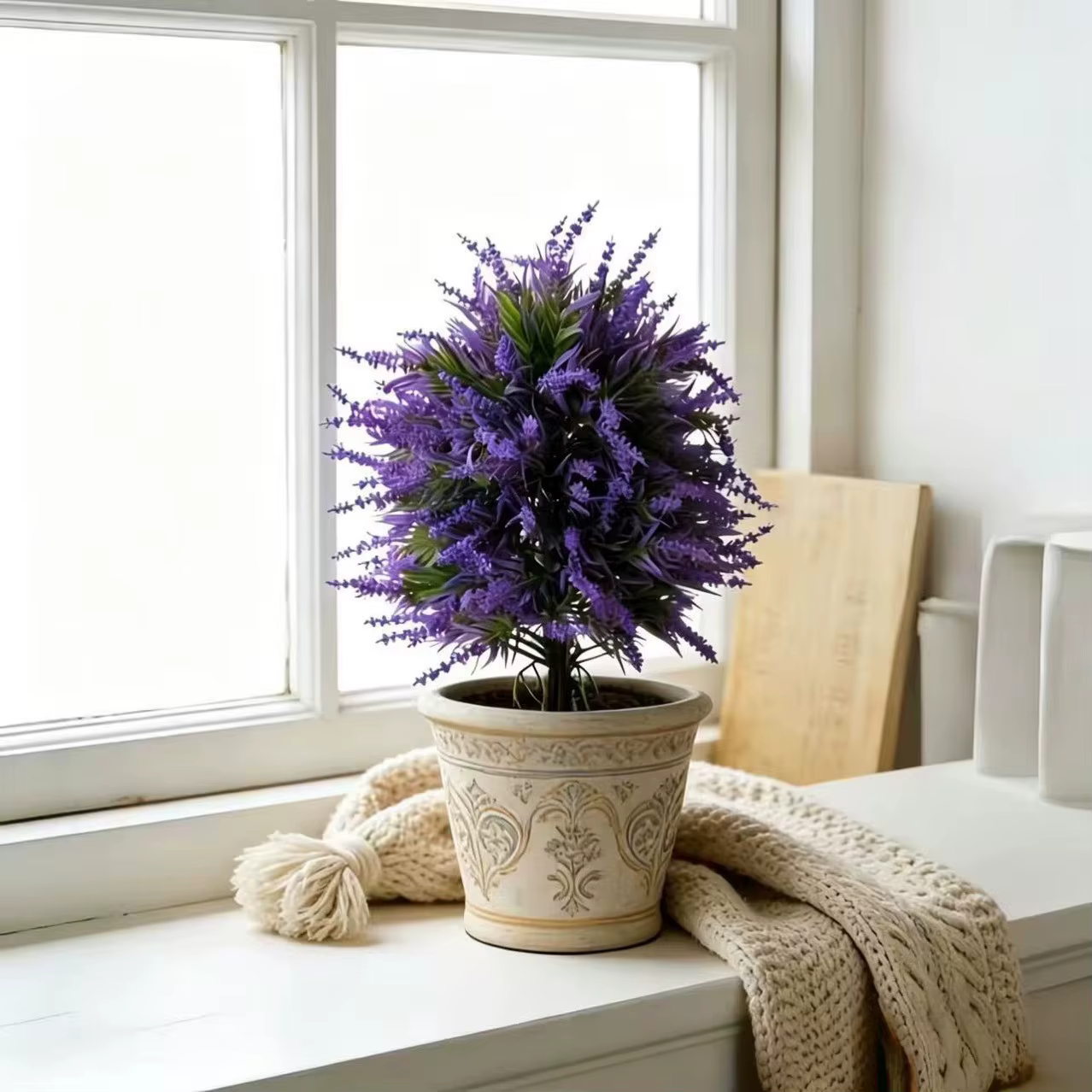 2 pièces d'arbres de lavande bleu-violet avec piquets de fixation au sol pour décors de mariage