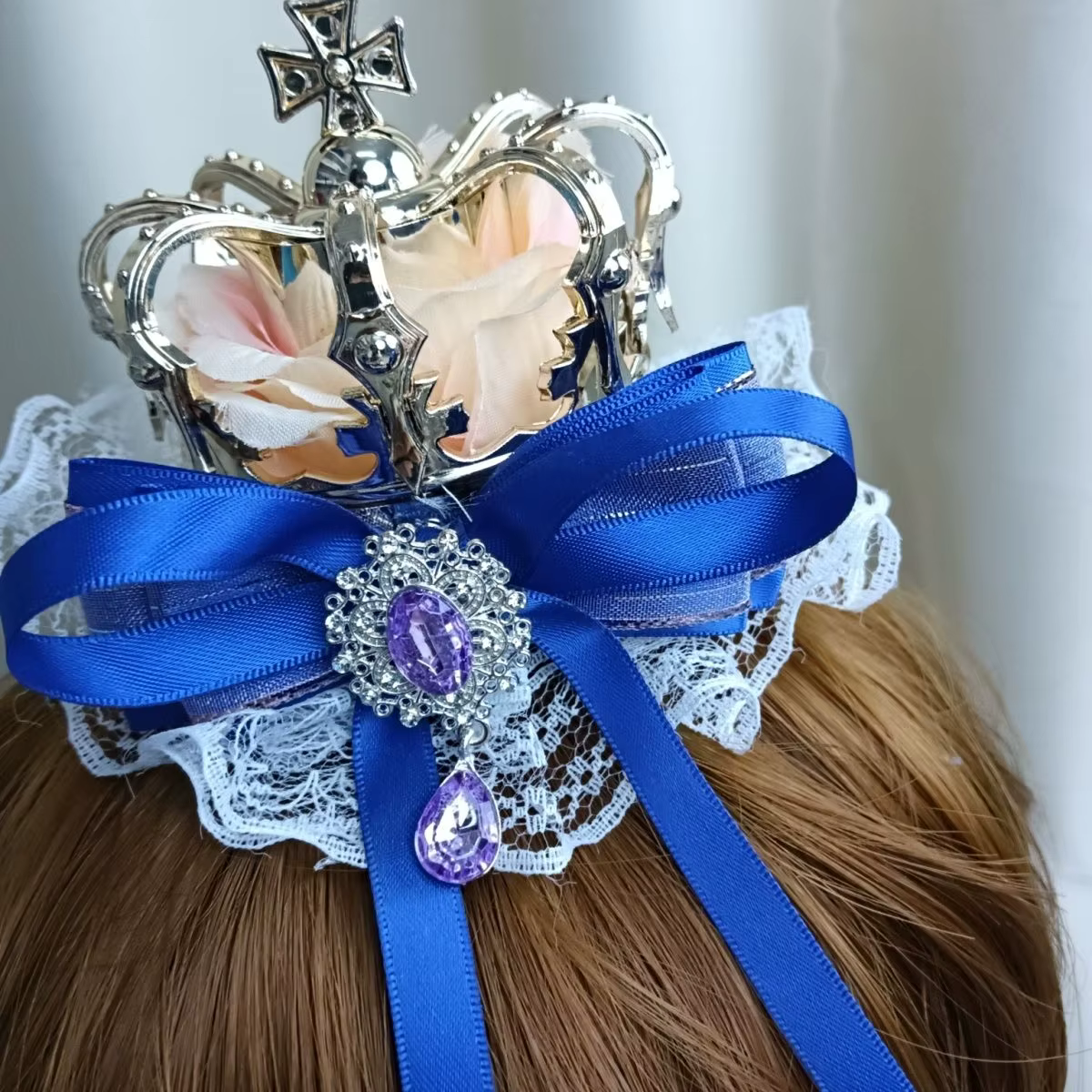 Couronne de fleurs de roses croisées pour filles