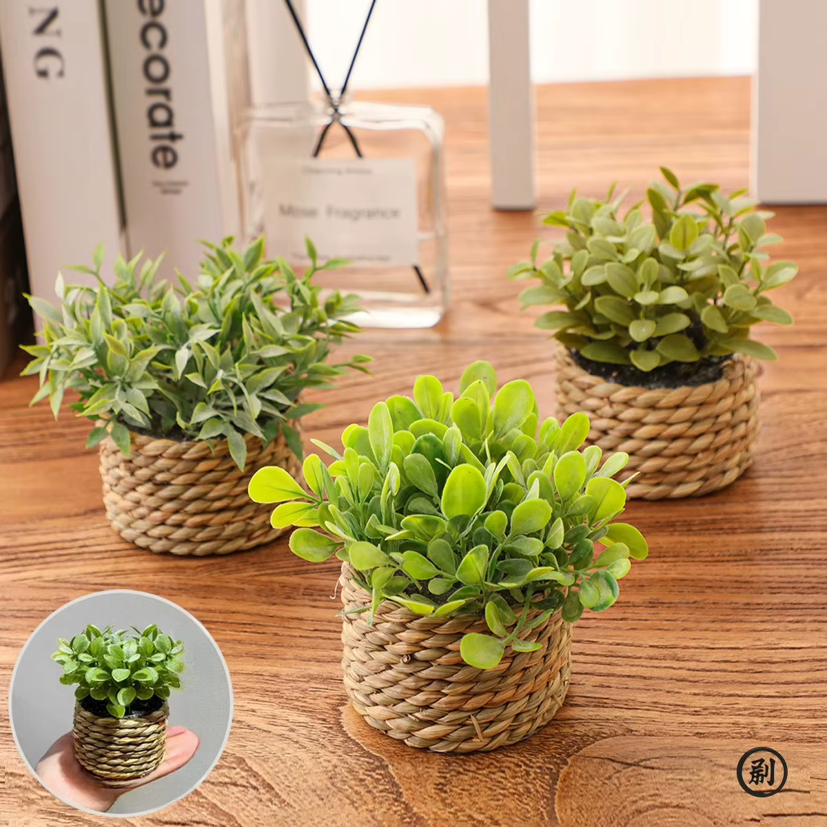 Plante d'eucalyptus artificielle verte de 11 cm – Petite