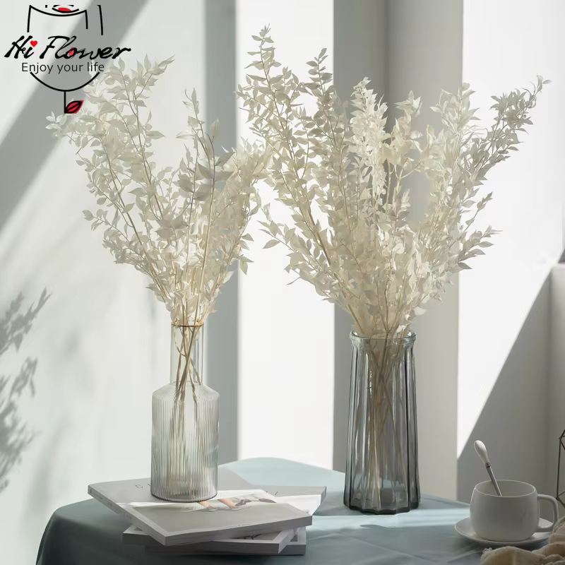 Fleurs séchées naturelles pour la décoration de la maison et du jardin