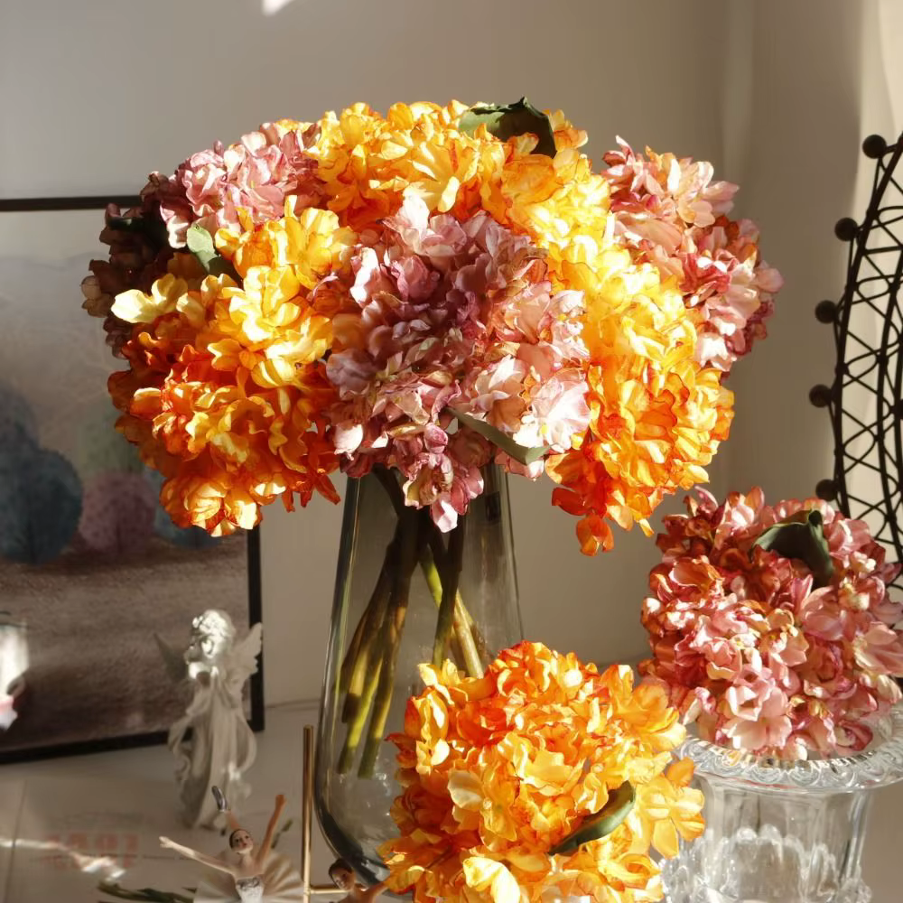 Superbes Fleurs Artificielles en Soie Hortensia à Bords Brûlés – 10 Couleurs – Décoration DIY – Bouquet d'Hortensias – Fournitures pour Festivals