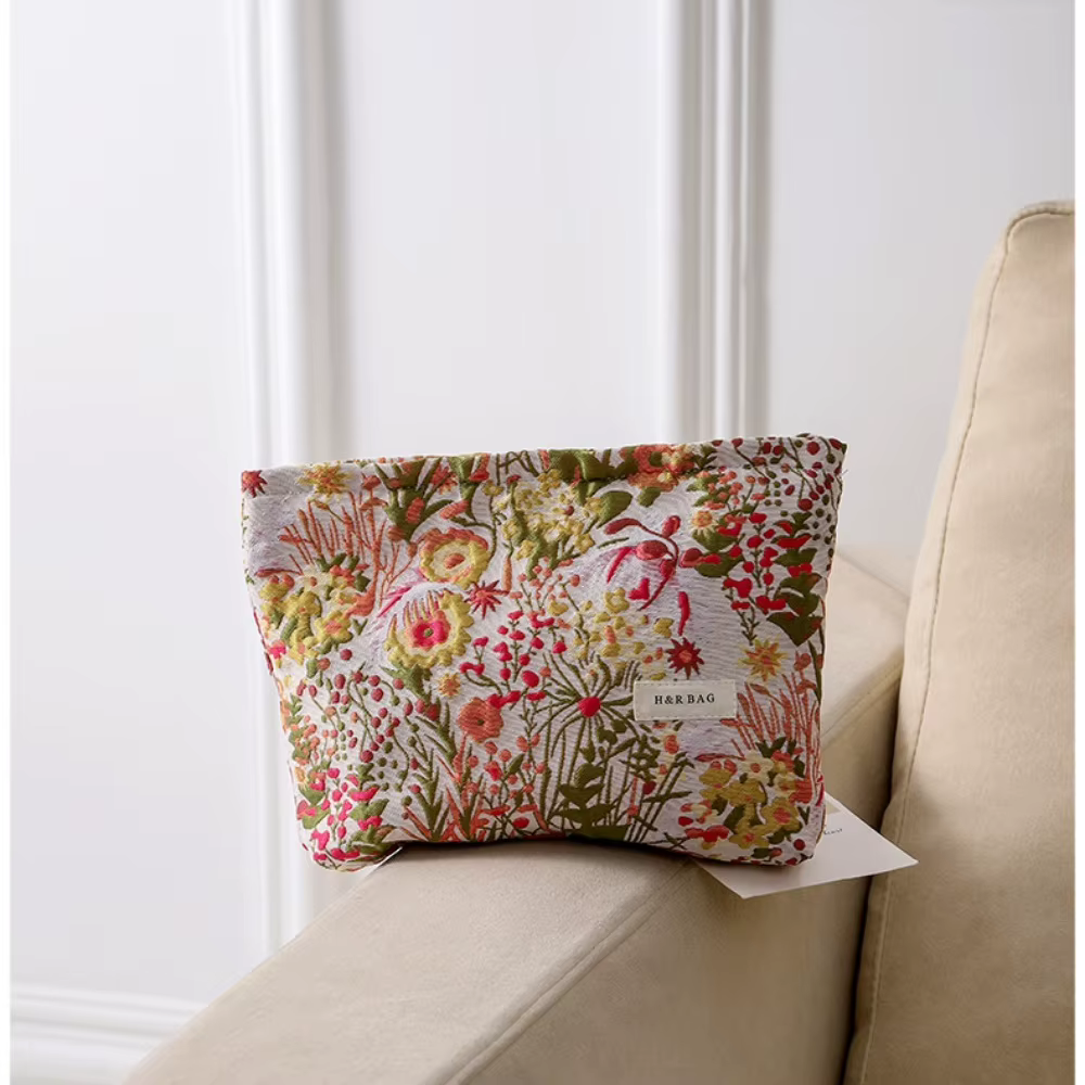 Nouveau sac cosmétique coréen de broderie florale