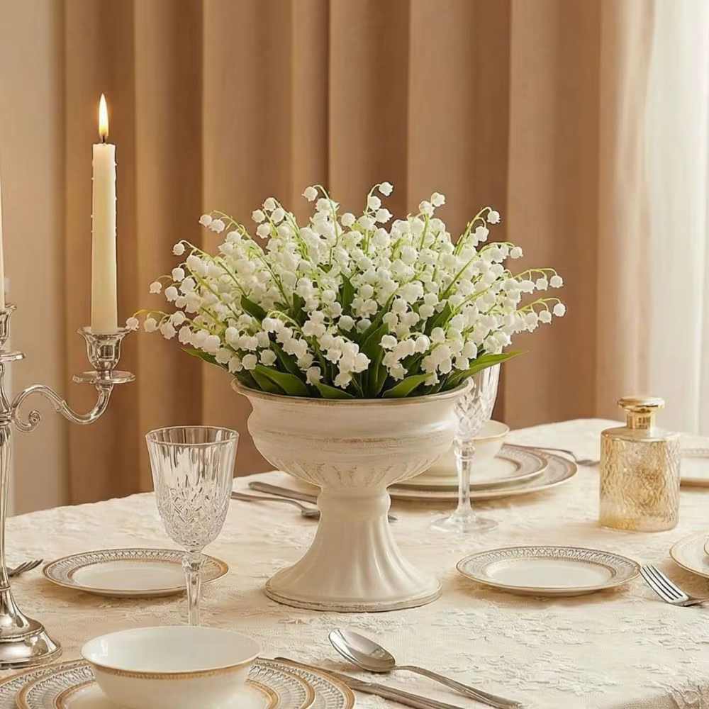 Pot de fleurs vintage en métal blanc